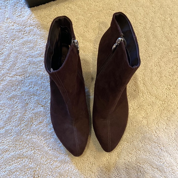 Guess Suede Booties (wedge heel) - Picture 2 of 4